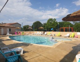 La piscine camping Vogüé